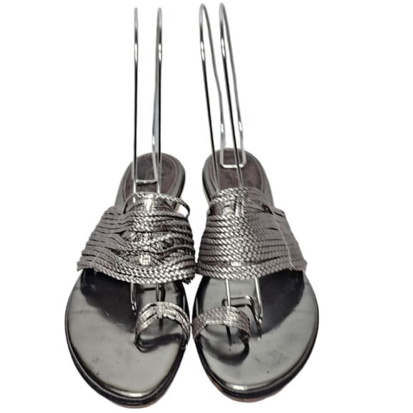 Vince Camuto  - Picture 15 of 15